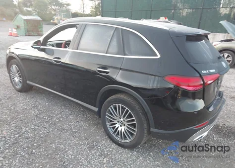 2024 Mercedes-Benz Glc 300 4Matic z USA, uszkodzony, nr VIN W1NKM4HB1RF139311